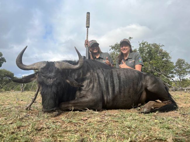Leopard Hunting in Namibia & Brown Hyena Cancelation Hunt