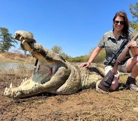 Leopard Hunting in Namibia & Brown Hyena Cancelation Hunt
