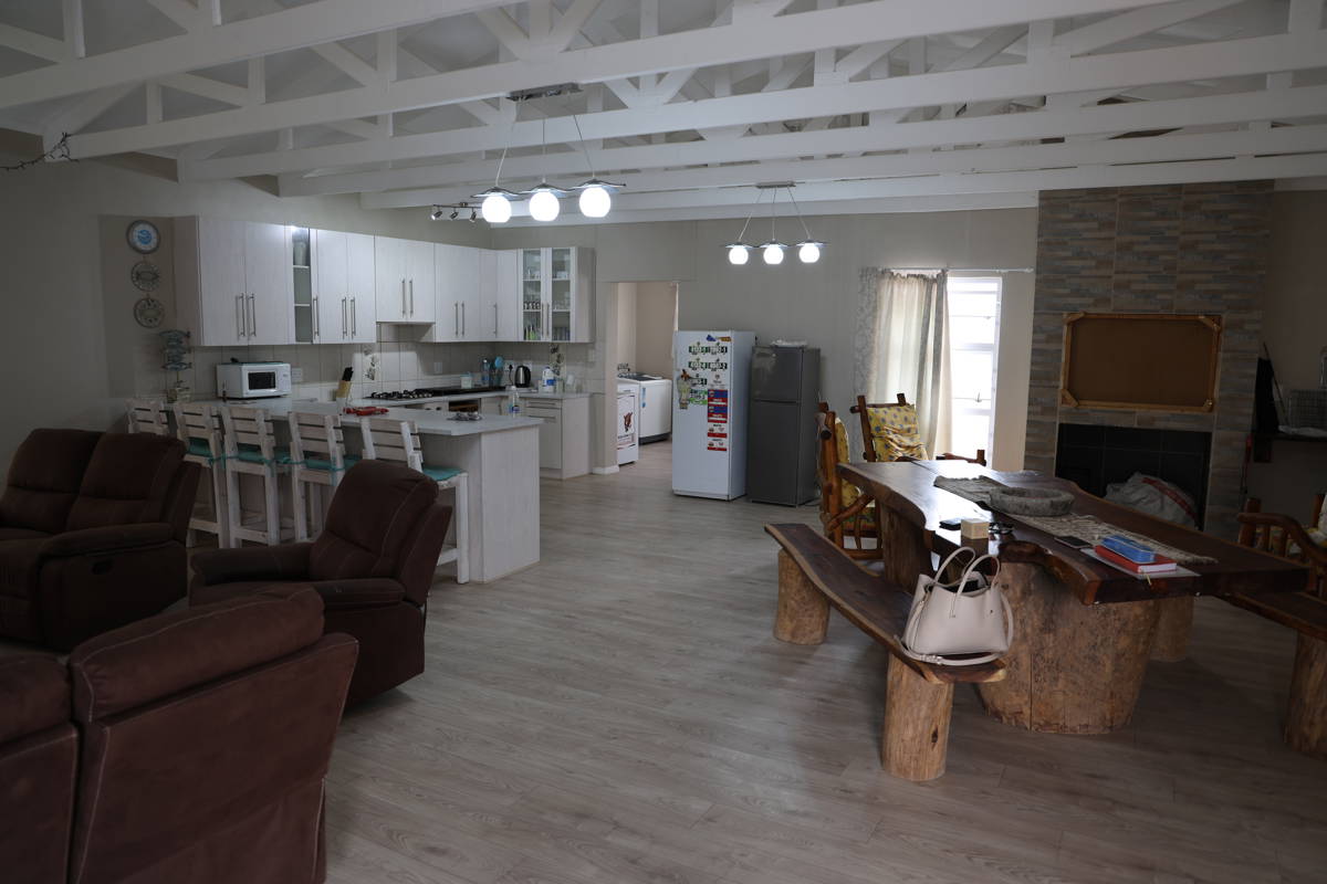 Leopard Hunting in Namibia & Brown Hyena Cancelation Hunt