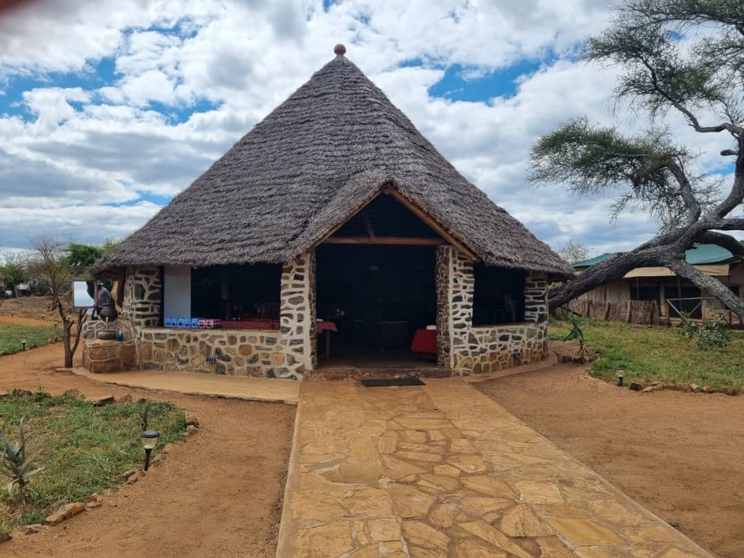 Leopard Hunting in Namibia & Brown Hyena Cancelation Hunt