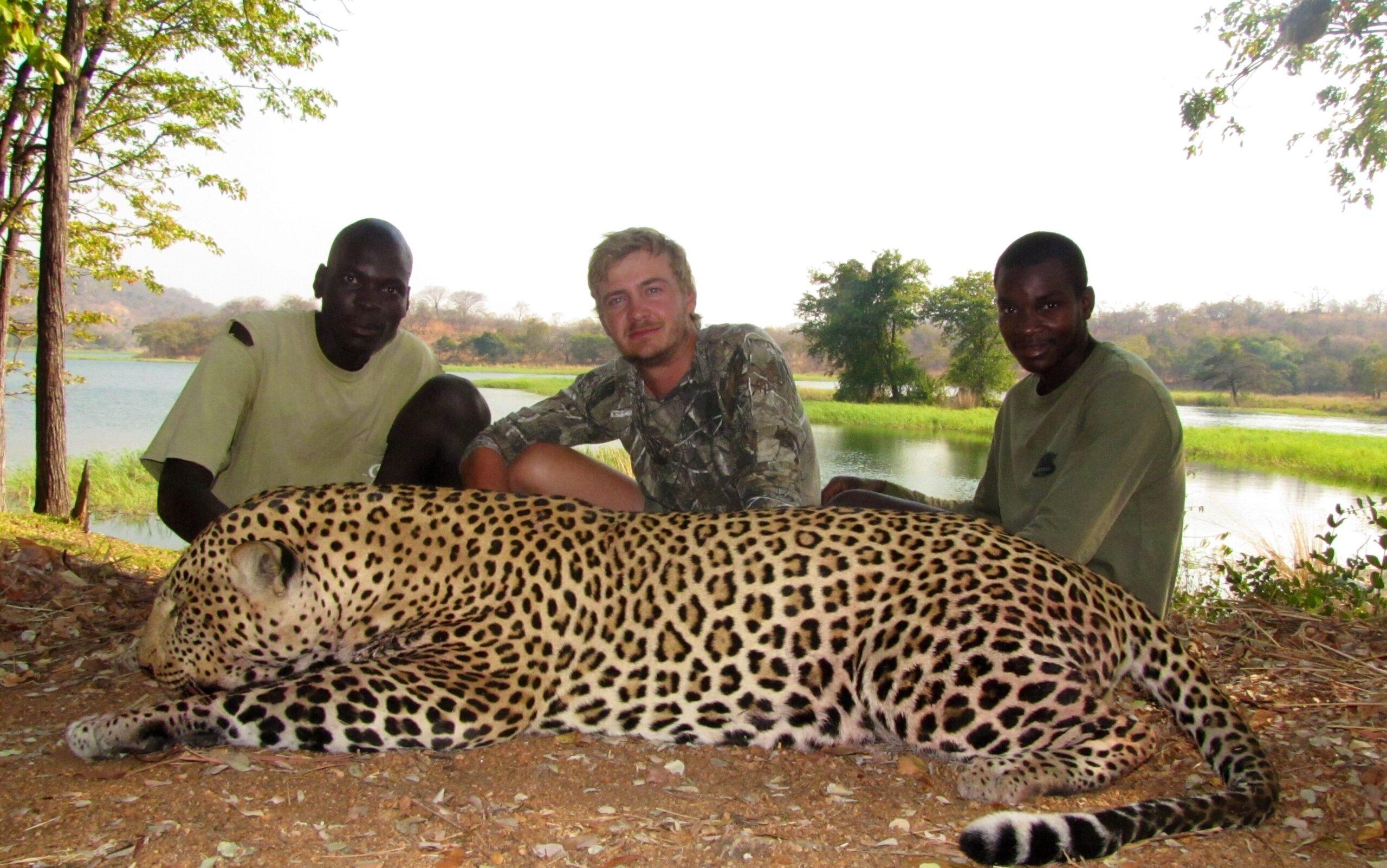 Hunting in Mozambique, Leopard, Lion and Buffalo