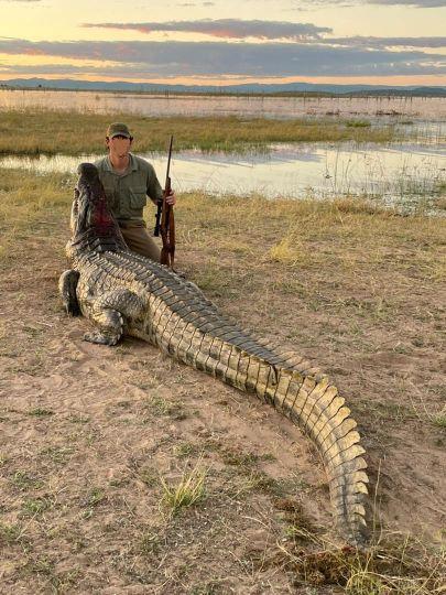 Leopard Hunting in Namibia & Brown Hyena Cancelation Hunt