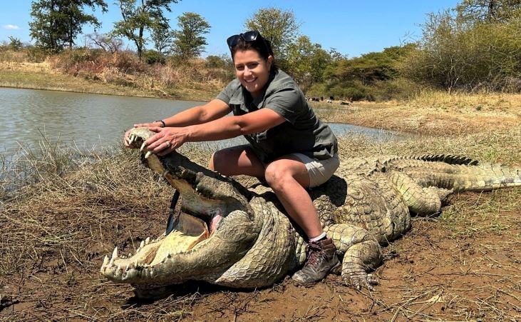 Crocodile Hunts: Trophies, Taxidermy & Trinkets