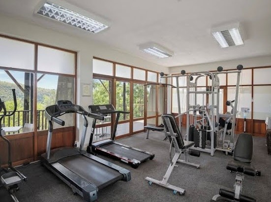 Leopard Hunting in Namibia & Brown Hyena Cancelation Hunt