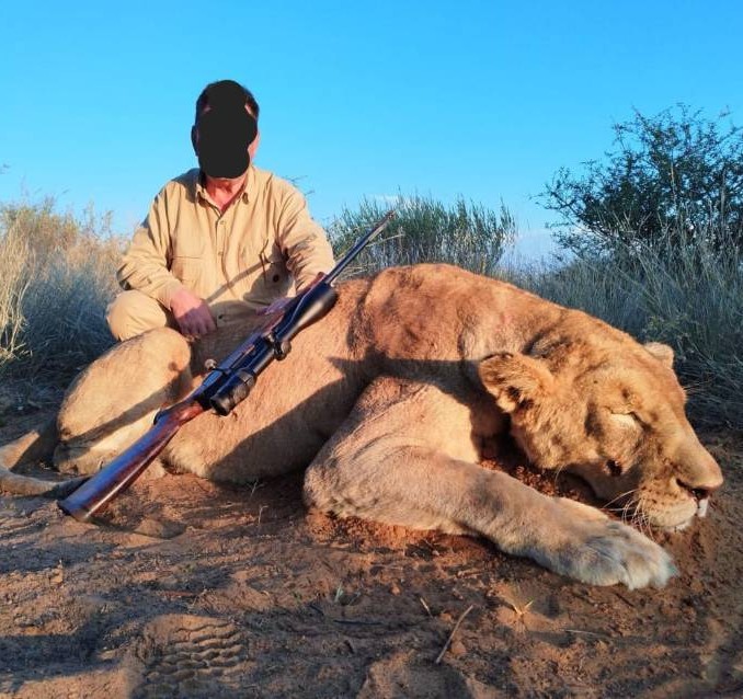 Leopard Hunting in Namibia & Brown Hyena Cancelation Hunt