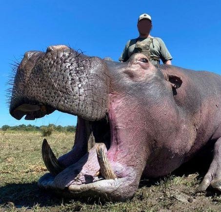 Leopard Hunting in Namibia & Brown Hyena Cancelation Hunt