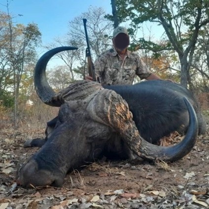 Leopard Hunting in Namibia & Brown Hyena Cancelation Hunt