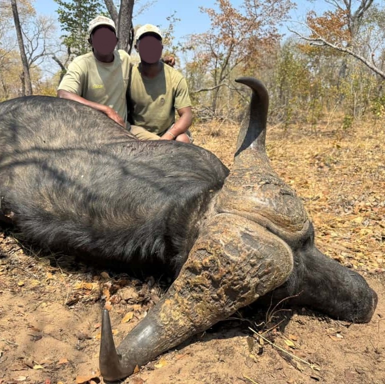 Leopard Hunting in Namibia & Brown Hyena Cancelation Hunt